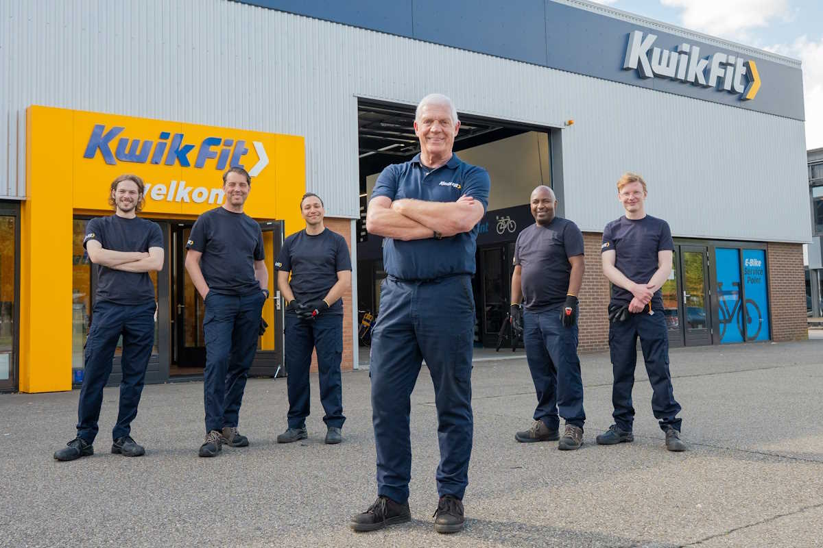 KwikFit team aan het werk